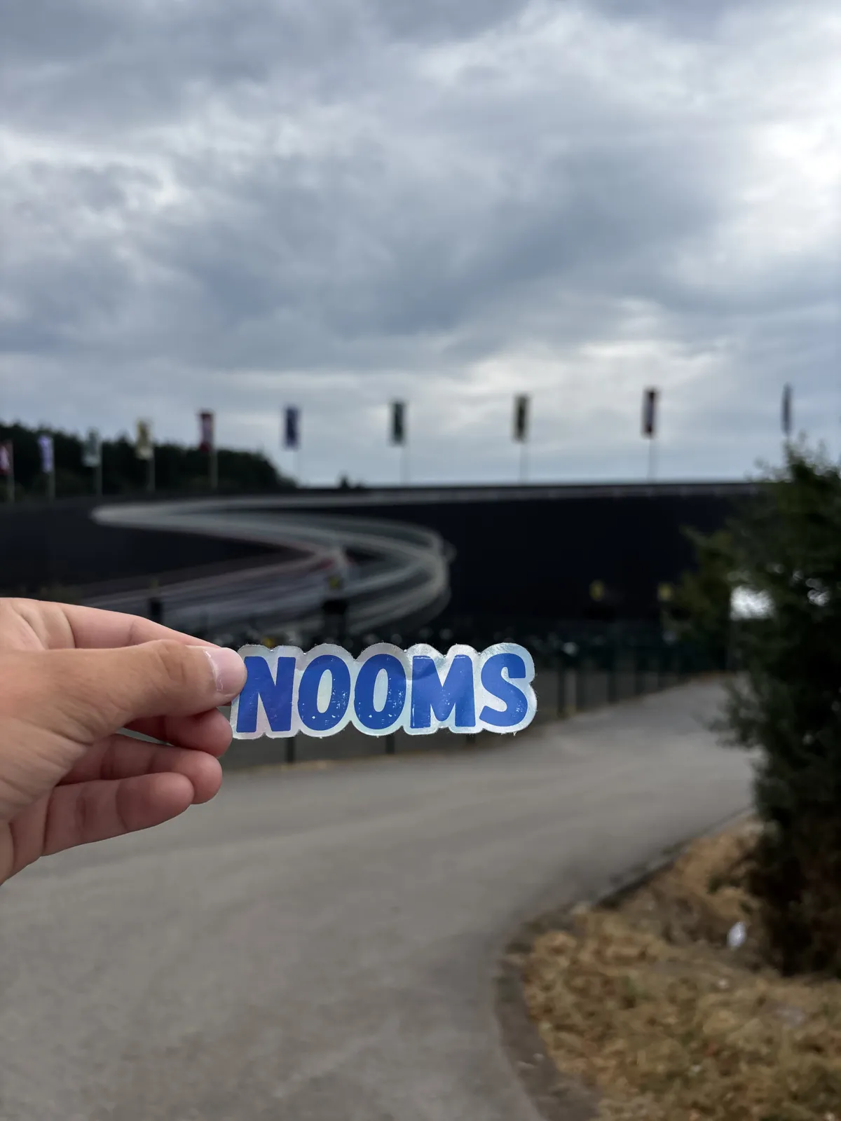 NOOMS sticker trackside